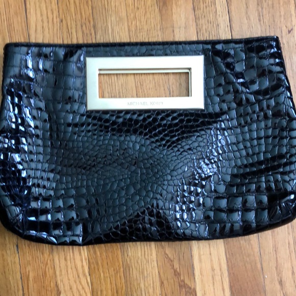 Michael Kors Handbags - Clutch Michael Kors Handbags - Clutch